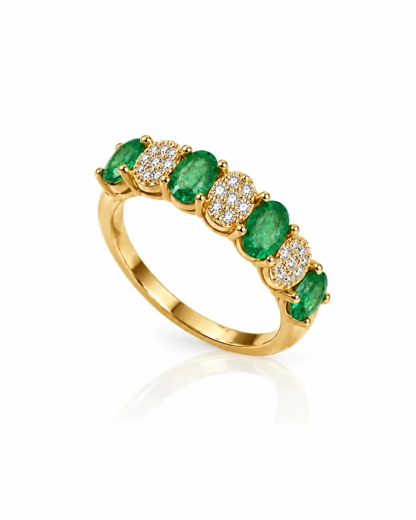 Anillo oro con diamantes y esmeraldas