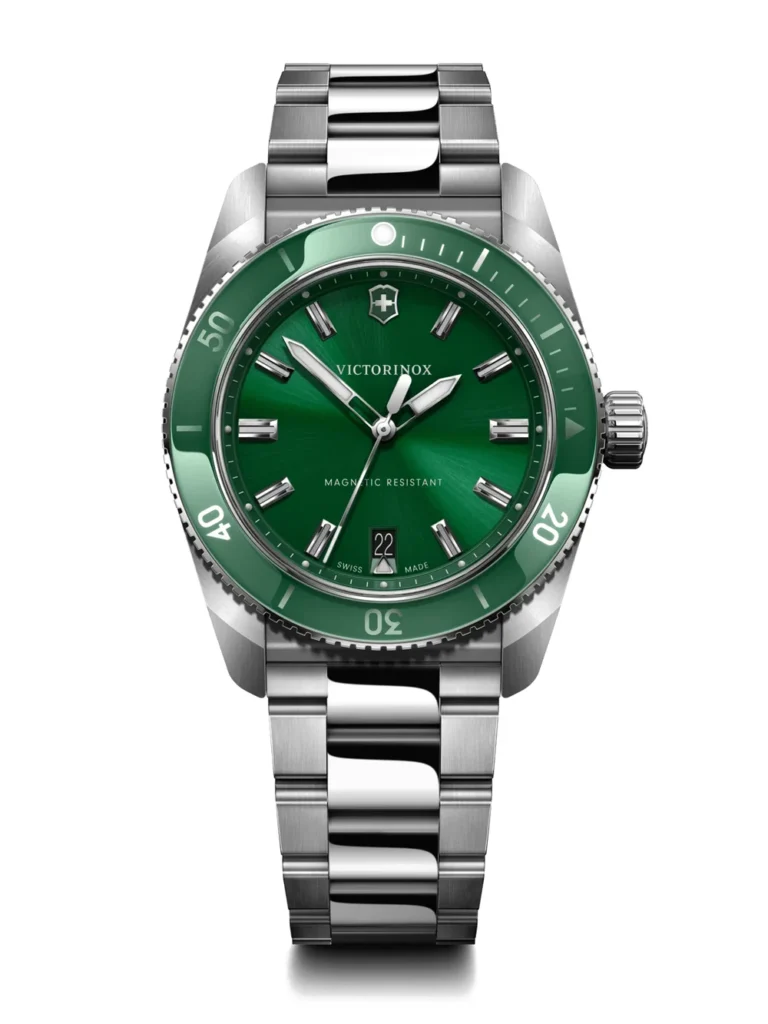 Reloj Victorinox Maverick Quartz 39mm acero - V242096